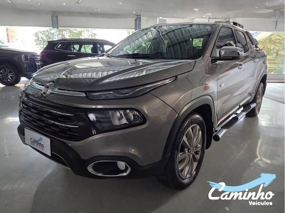 FIAT TORO 2.0 16V TURBO DIESEL RANCH 4WD AT9 FIAT TORO 2.0 16V TURBO DIESEL RANCH 4WD AT9